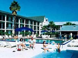 Howard Johnson Main Gate East Pool